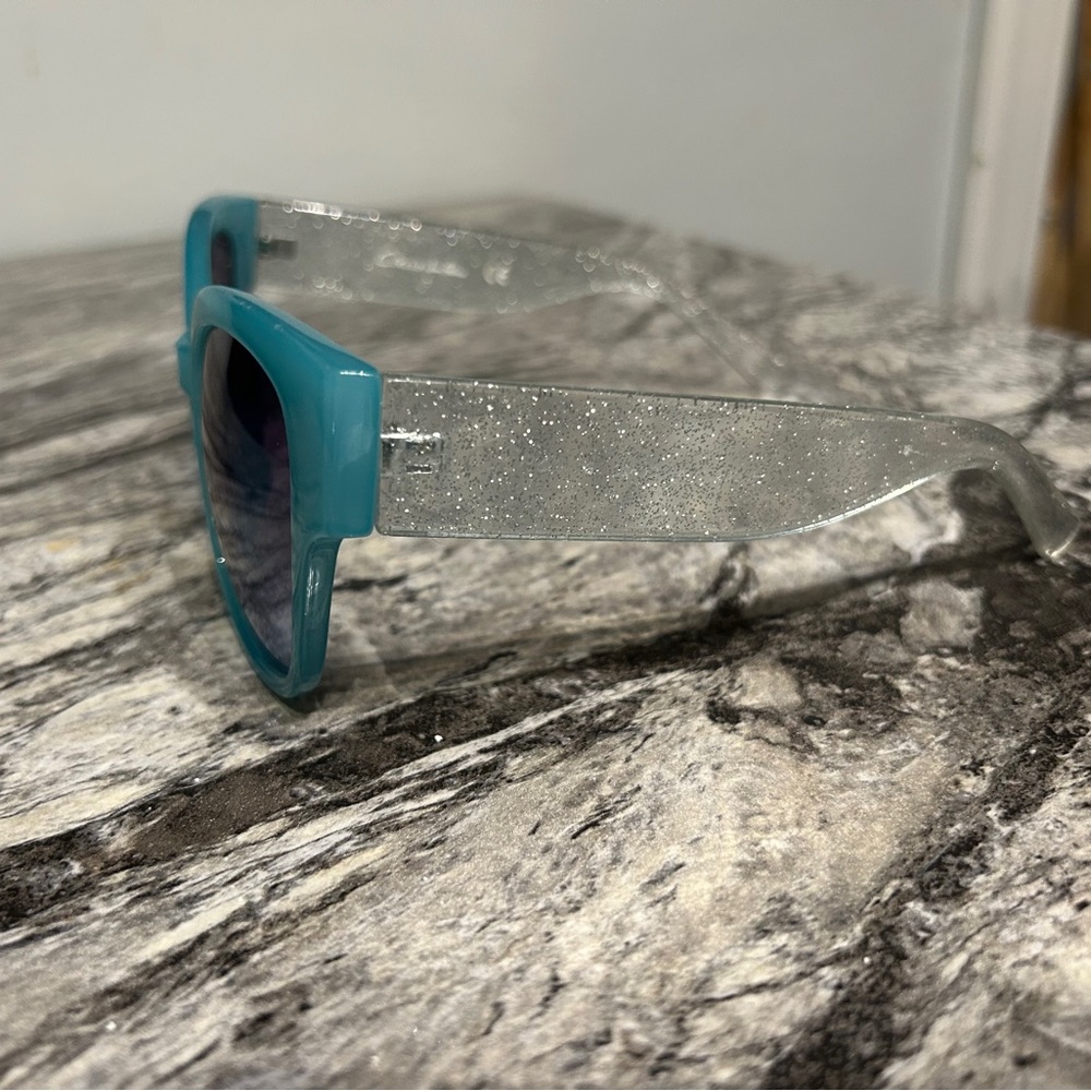 Circus by Sam Edelman Teal Sunglasses - Picture 4 of 16